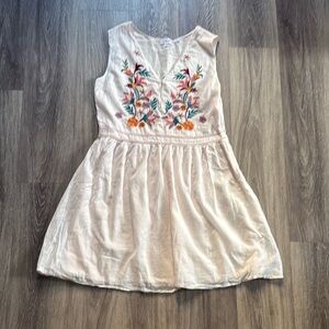 Anthropologie X Laila Cream V-Neck Sleeveless A-Line Sundress embroidered floral